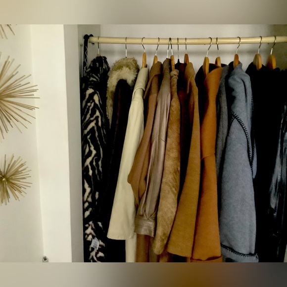 Meet your Posher, Roxanne - Picture 1 of 1